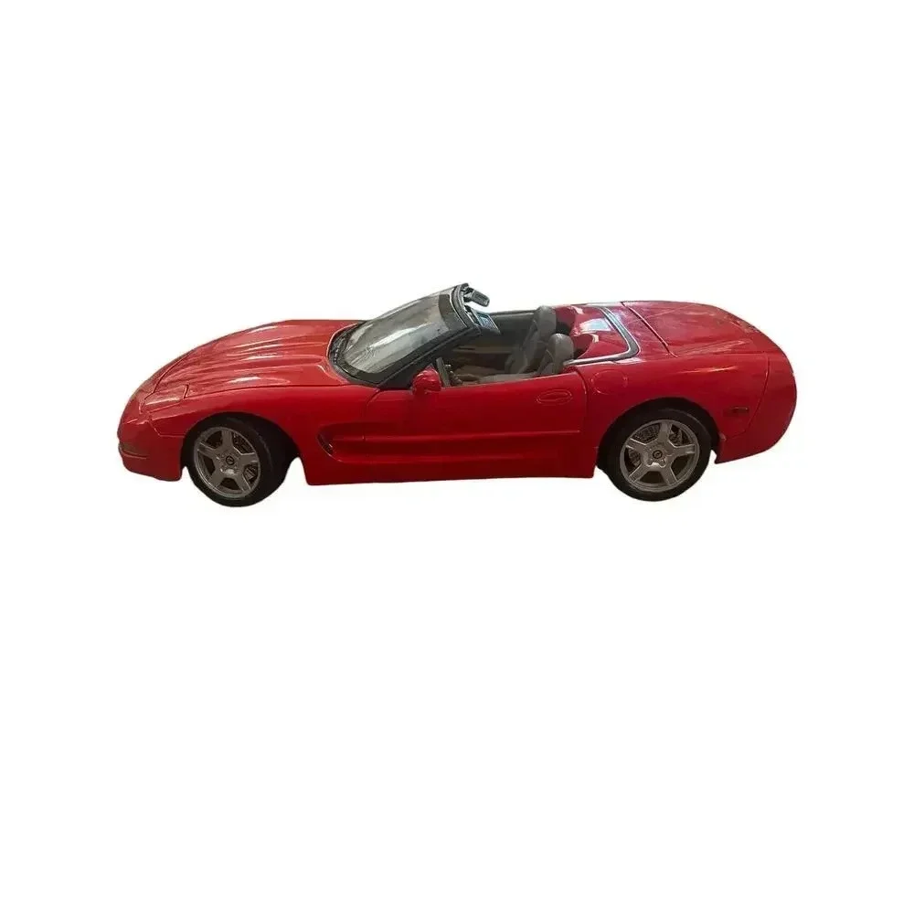 Burago Chevrolet Corvette Red 1997 Diecast Cars Hardtop
